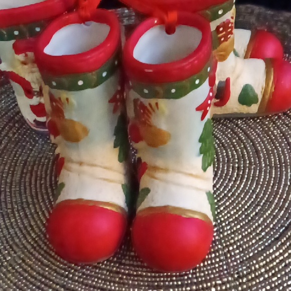 Vintage Santa in a Boot Tree Ornaments - Picture 3 of 6